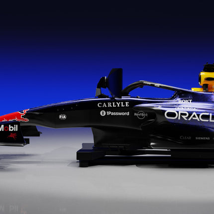 2026 Oracle Red Bull Racing F1 Team Simulator, view 2