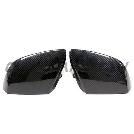 Huracan dry carbon mirror close up weave