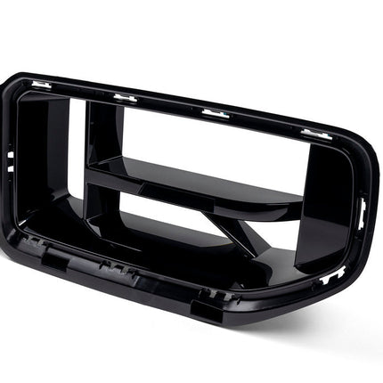 BMW G87 M2 CS Front Grille detail