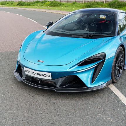 McLaren Artura full carbon kit installed