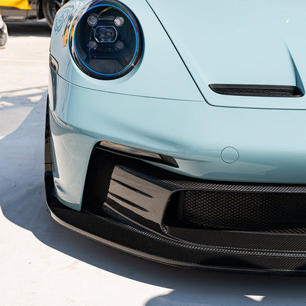 CT Design carbon fibre splitter on Porsche 911 992.1 GT3
