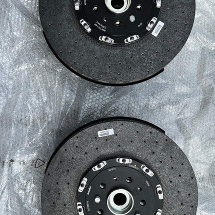 Ferrari F8 Tributo / 488 GTB Spider Brake Set Complete, Ceramic, Red Caliper, OEM, Part Numbers: 785609, 785828, 879837, 879845