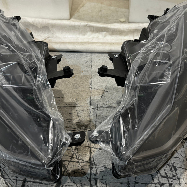 Ferrari 812 Competizione Headlight Set, Left and Right, New, OEM, Part Number: 336571, 336569