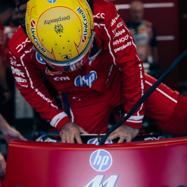 Ferrari Lewis Hamilton Monza 2026 Special Edition Helmet, Limited Edition, 1:1 Scale (LO0R2660EXT0001f170), image 1