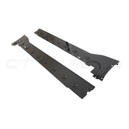 Porsche 911 992 Turbo S Carbon Fibre Side Skirts CT Design detail