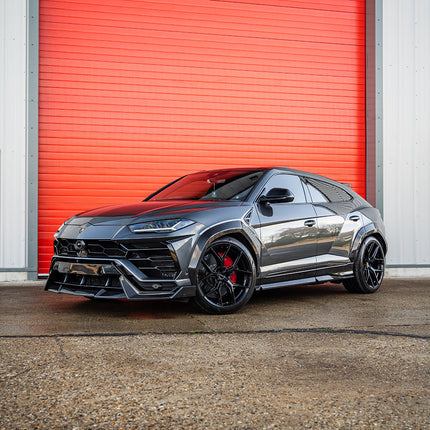 Lamborghini Urus carbon fibre side skirt fitted