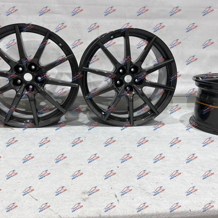 Ferrari SF90 Stradale Carbon Fiber Wheels Set, OEM, Part Number 764246 764245