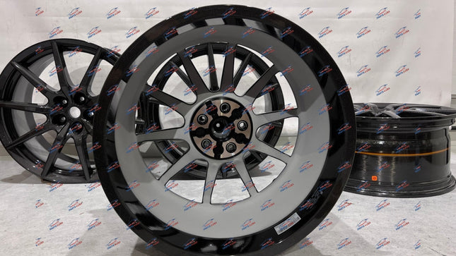 Ferrari SF90 Stradale Carbon Fiber Wheels Set, OEM, Part Number 764246 764245