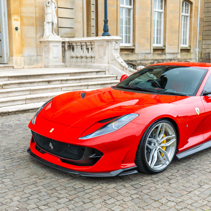 Ferrari 812 Superfast carbon fibre front splitter detail