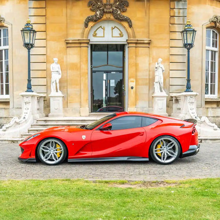 Ferrari 812 Superfast & GTS Carbon Fibre Side Skirt Extension CT5221