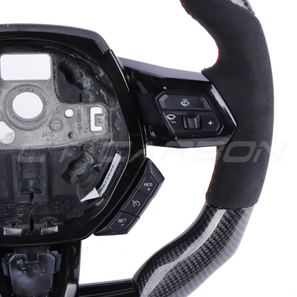 Lamborghini Huracan steering wheel flat bottom design