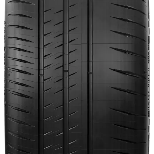 Michelin Pilot Sport Cup 2 tread close-up